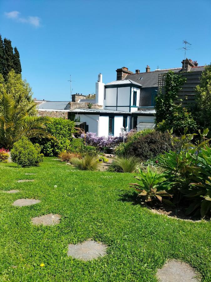 Le Jardin Secret & * Saint-Brieuc