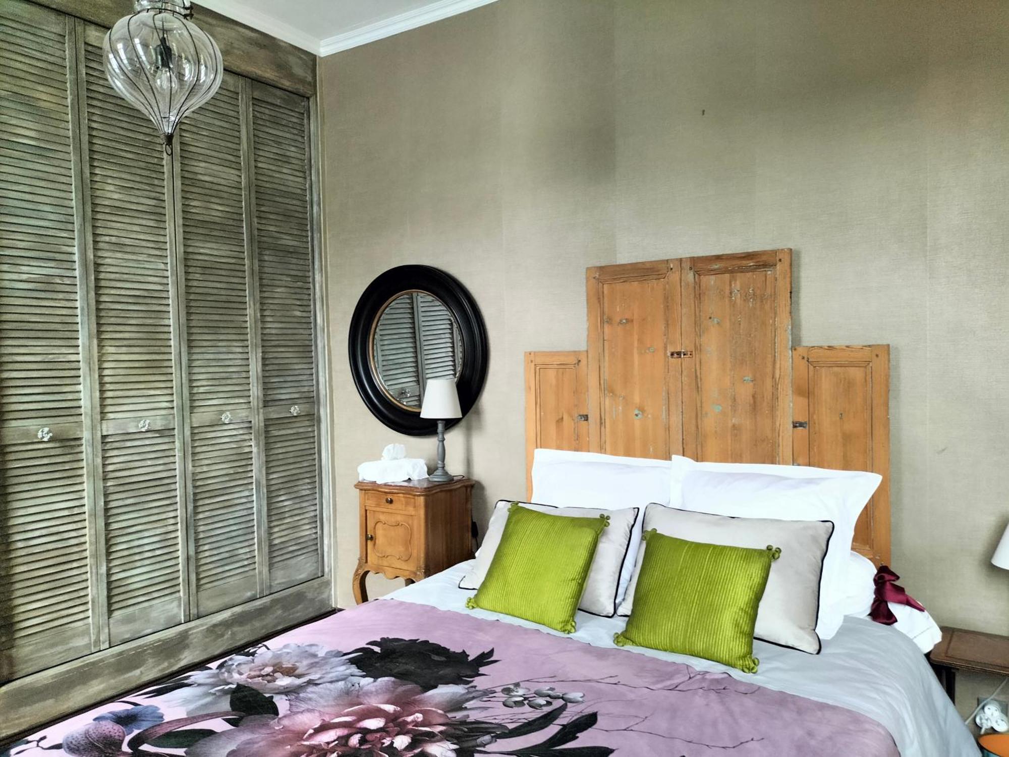 Homestay Le Jardin Secret & *